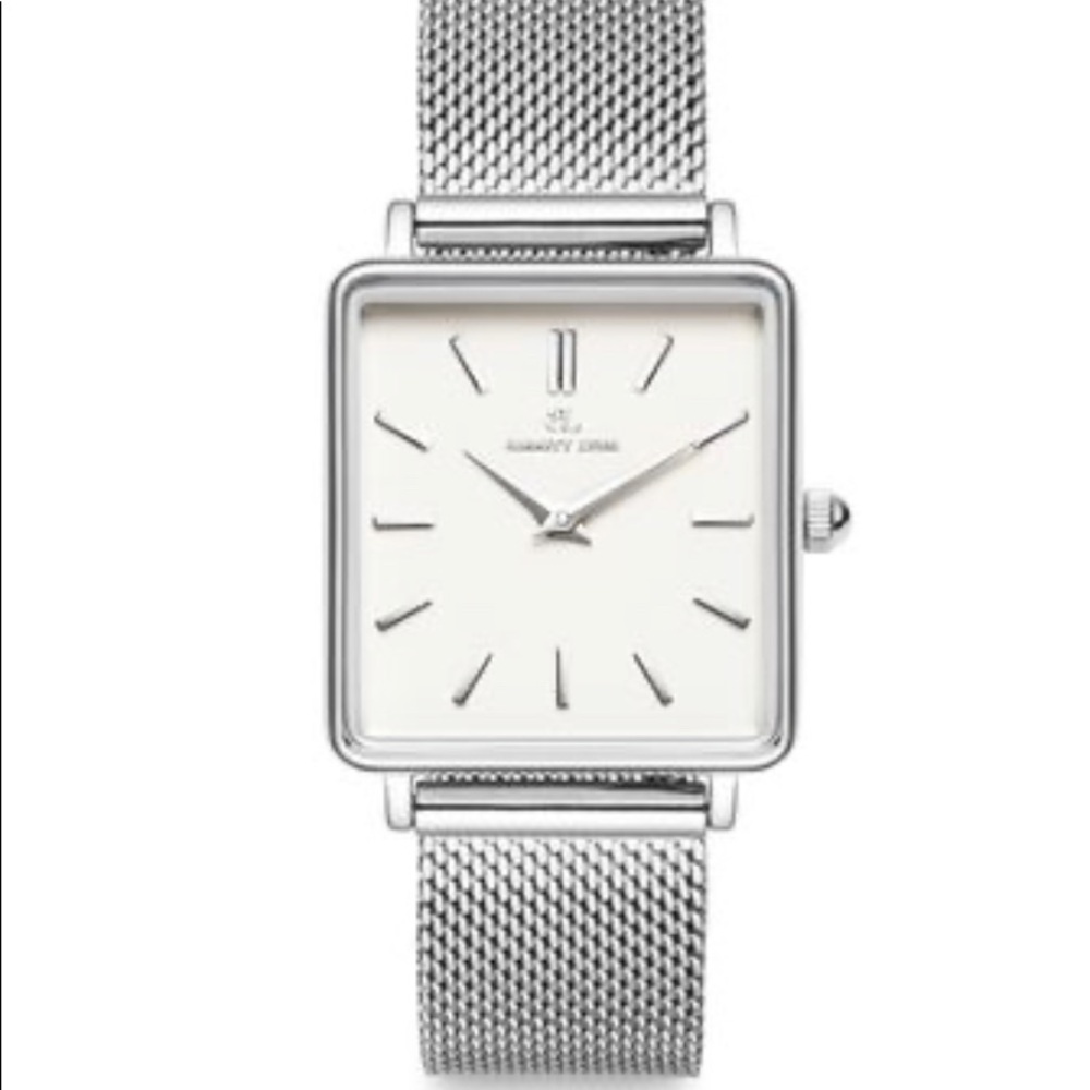 Abbott Lyon Square Sliver chain Casey 33 watch